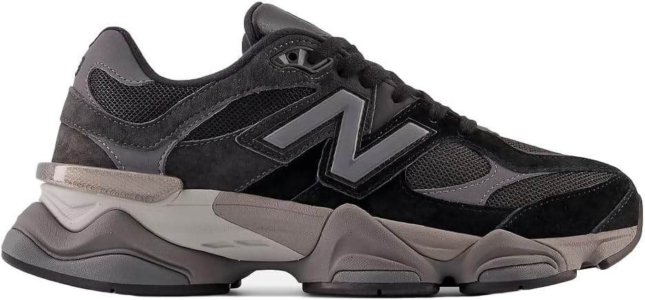 New-Balance-9060-sneaker-gray